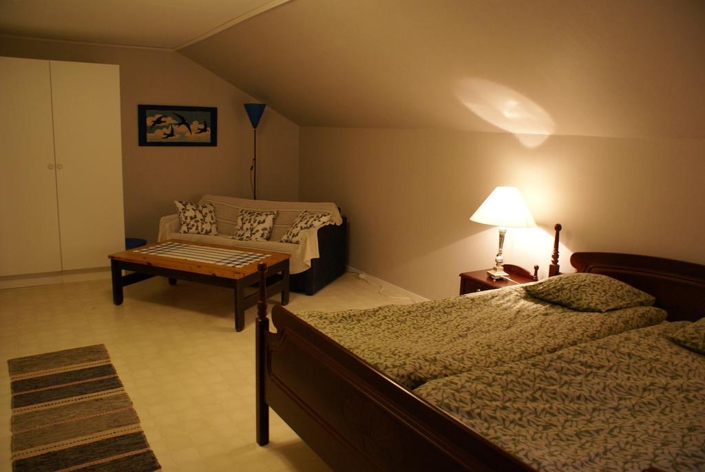Mellangarden Hostel Vasterbykil Room photo
