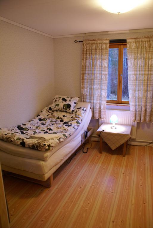 Mellangarden Hostel Vasterbykil Room photo